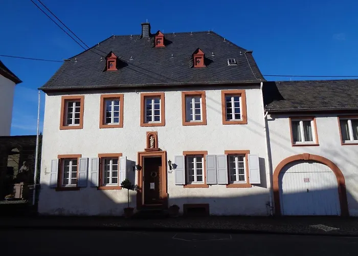 아파트 Altes Pfarrhaus Mit Flair Und Jufferblick