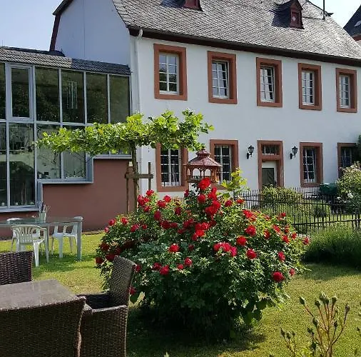 아파트 Altes Pfarrhaus Mit Flair Und Jufferblick